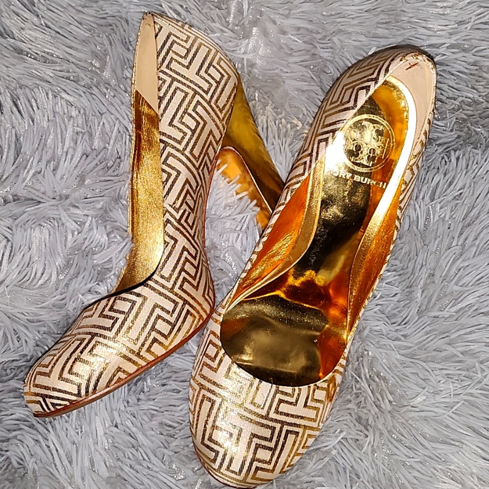 Tory Burch pumps